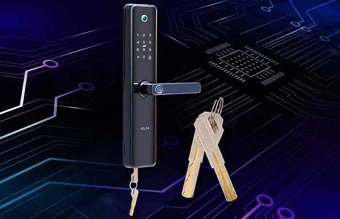Serrure connectée Keliss à larder, avec poignée et clés mécaniques